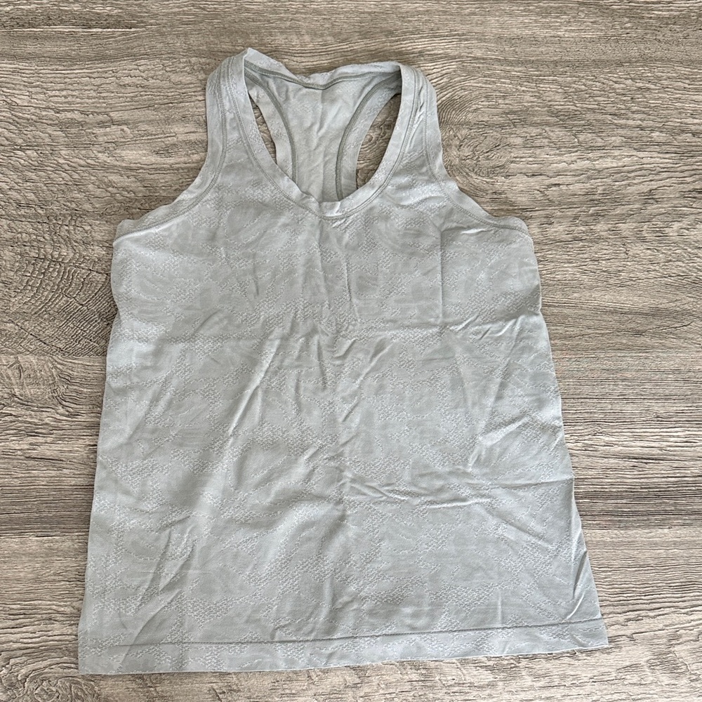 Athleta Women's textured patterned Tank Top sz L